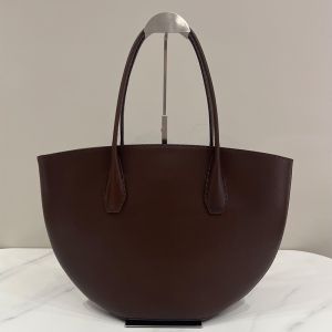 The Row Alger Tote Bag in Polished Saddle Leather Coffee
